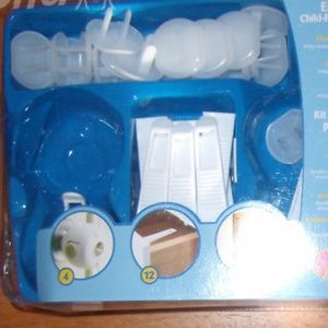 Safety 1st child proofing set